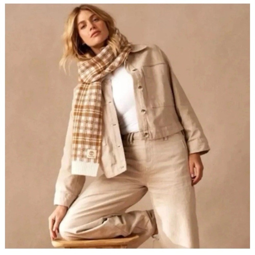 NWT Timberland Scarf Wheat Plaid Brown Knit Winter Rectangle Logo